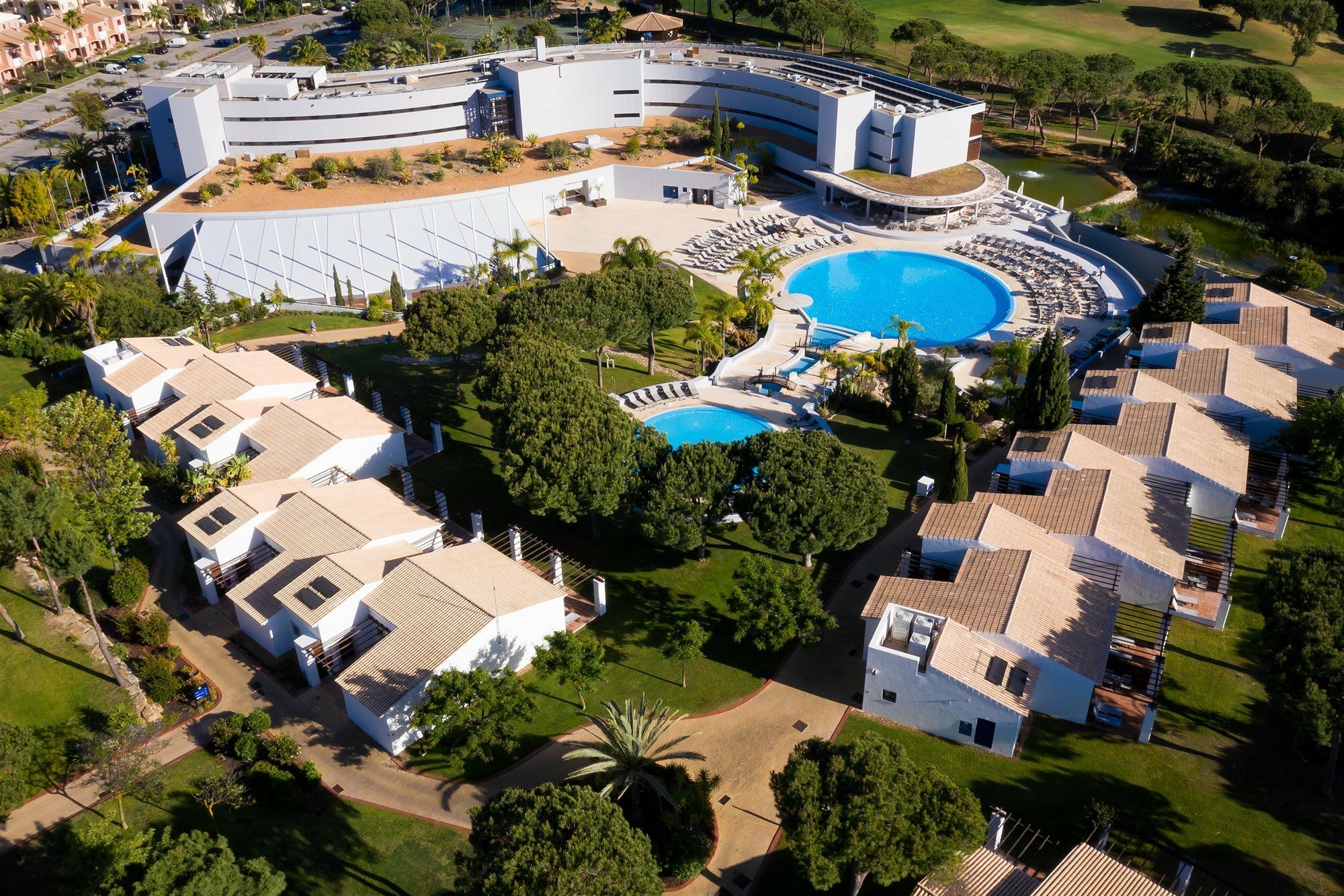 Pestana Vila Sol - Vilamoura Premium Golf Resort Exterior foto Aerial view of the resort